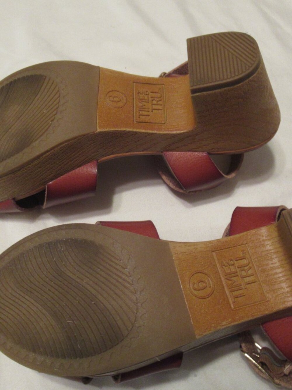 Time and Tru Burnt Orange Sandals - Women's Size 6 - Picture 4 of 4